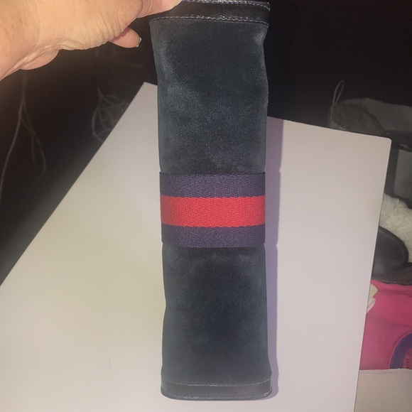 GUCCI SUEDE POUCH - Picture 7 of 14